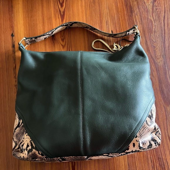 NWT Dark Green and Snakeskin Leather Dolce Vita Collection Women's Hand Bag - Picture 2 of 12